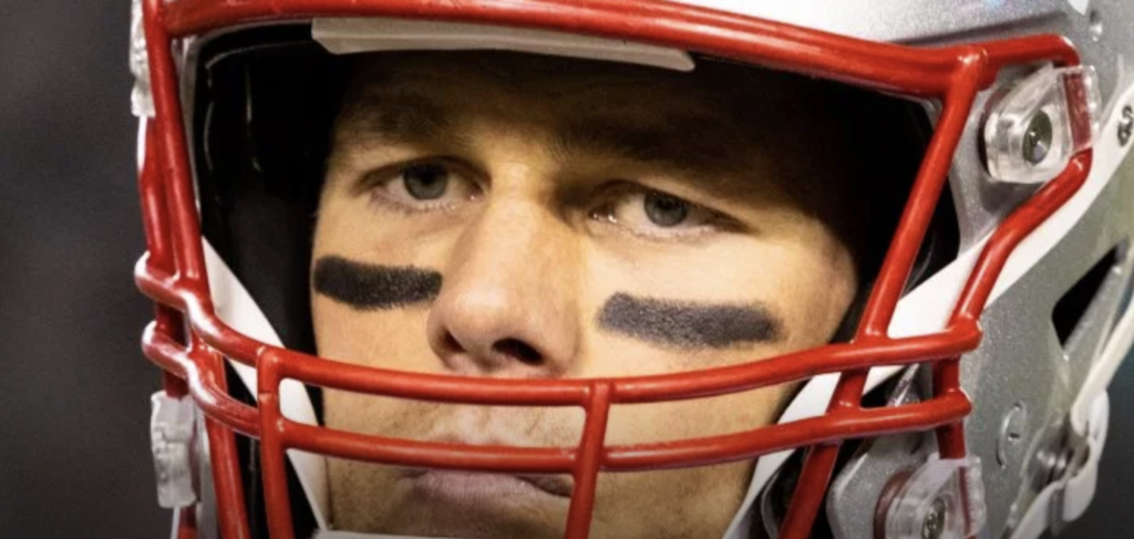 Tom Brady Appears More And More Frustrated With Patriots Offensive Woes
