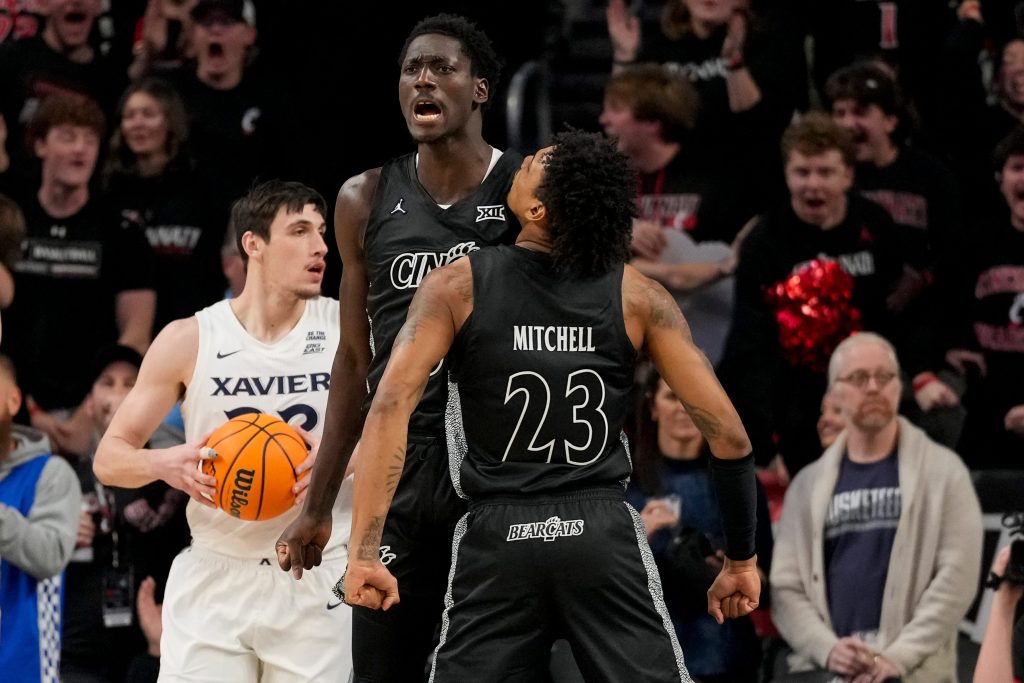 Another Classic: Bearcats Rally Behind Simas Lukosius, Finally Beat Musketeers, 68-65, In Epic Crosstown Shootout