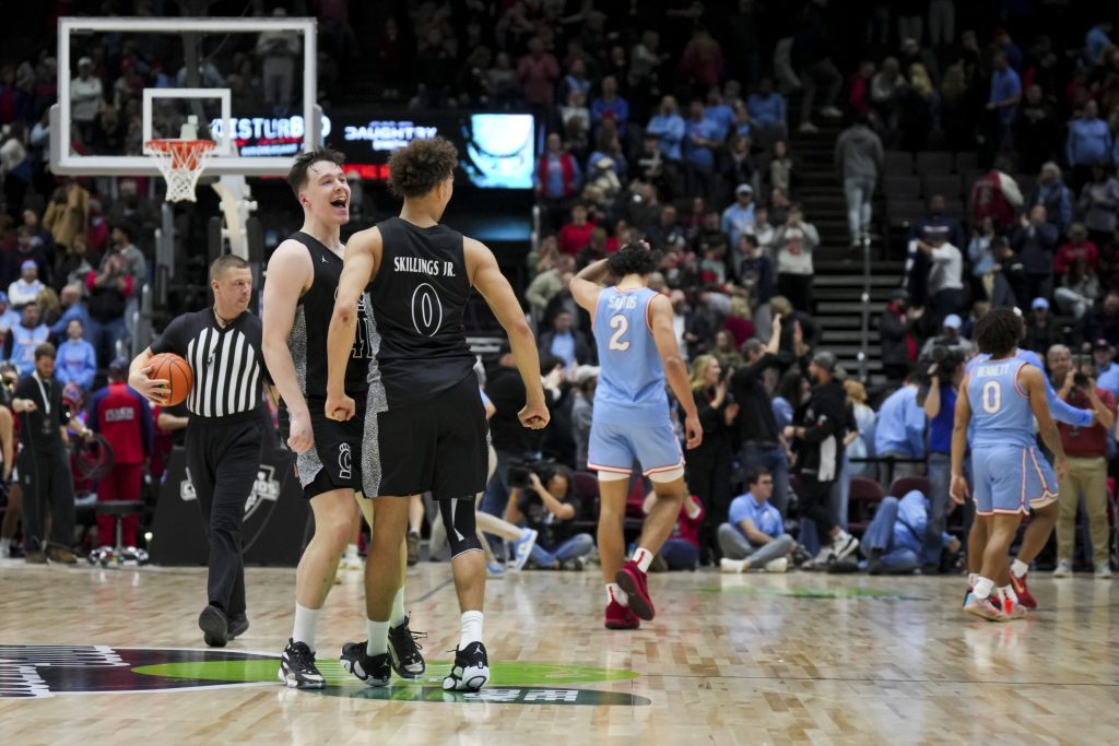 Bearcats Beat: ‘Tone-Setting’ Bearcats Jump Out Early, Hang On For 66-59 Win Over Dayton