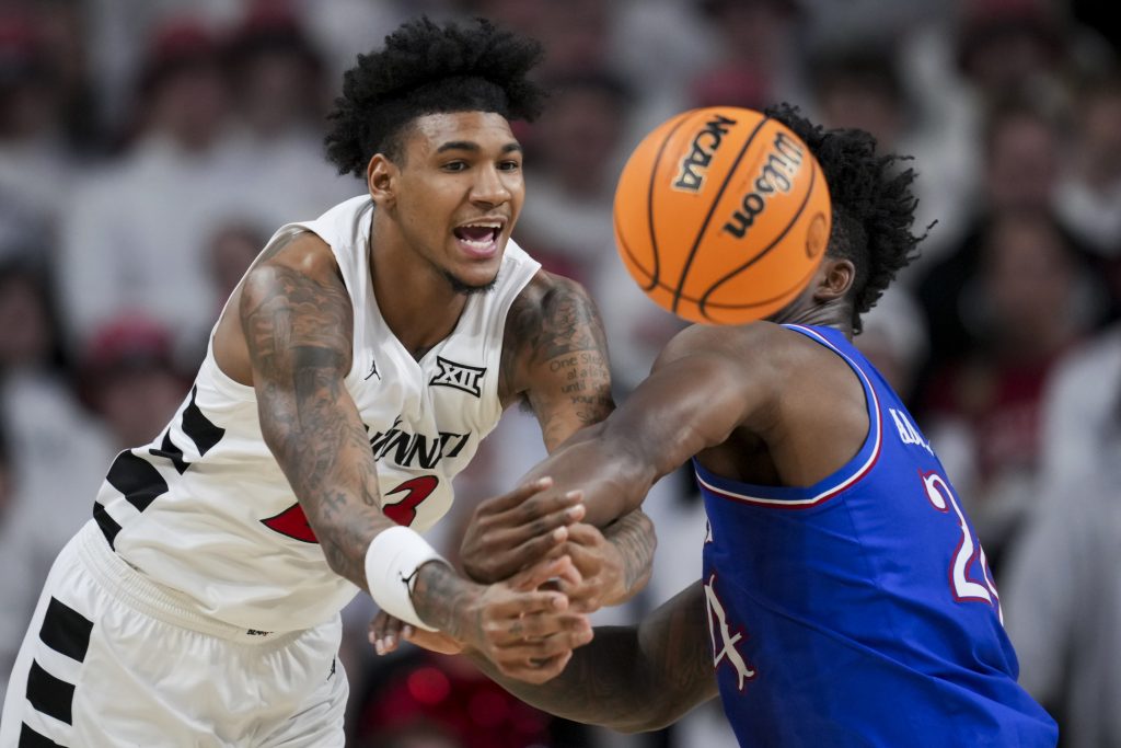 Bearcats Beat: ‘We’re Not Going to Let Four Games Define Us’ Defiant Wes Miller Defends His Team After 54-40 Loss To No. 11 Kansas