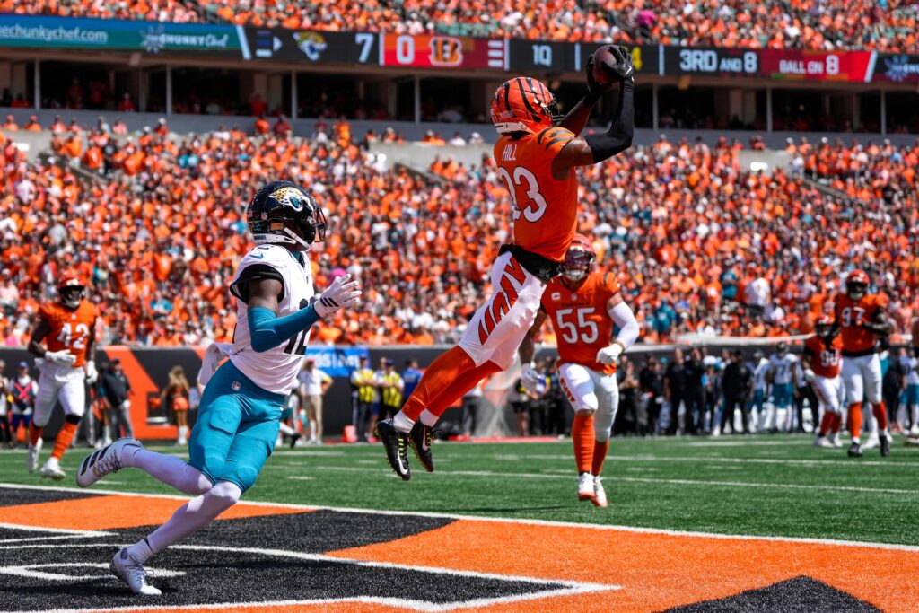 Bengals Beat: Godfather Al Golden Delivers Message, Defense Delivers Results in First 2 Weeks