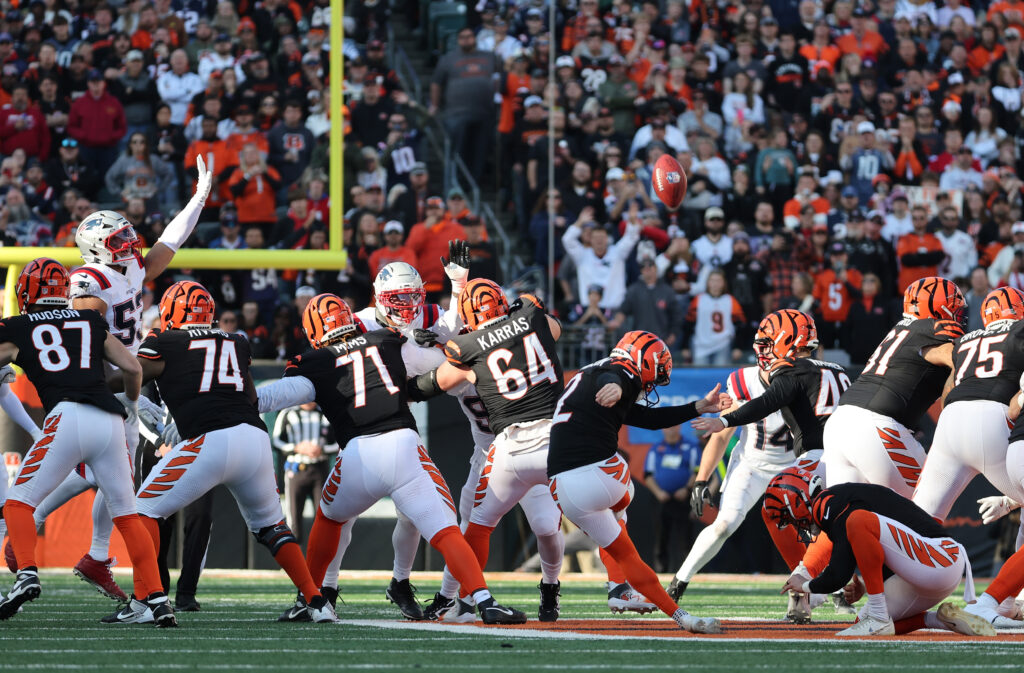 Quick Hits: Bengals Rally Falls Short in 26-20 Loss To Patriots, Tee Higgins Knocked From Game With Concussion
